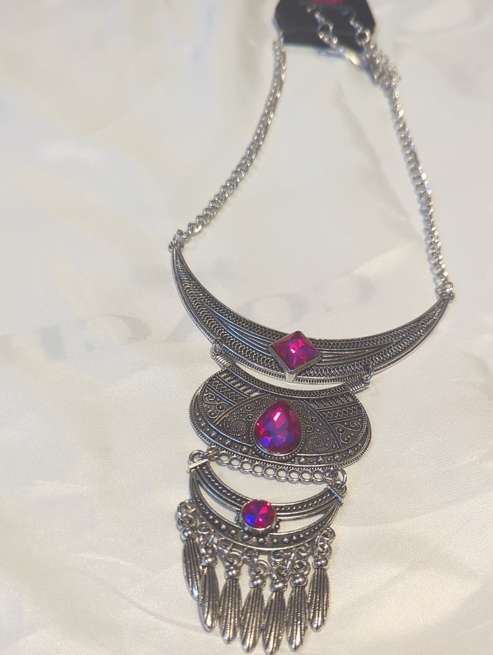 paparazzi Silver-Tone Boho Necklace Set with Pink Gems and matching Earrings